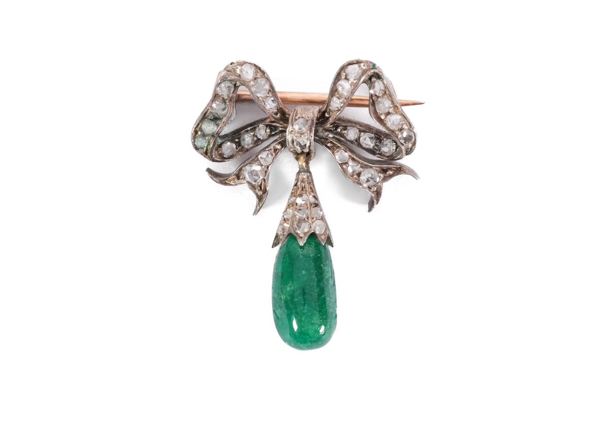 SOLD for £520 in last month's Sale: Lot 120 Late Victorian Diamond and Emerald Brooch. Now consigning for our next sale on Thursday 4 April. #diamondbrooch #victorian #victorianbrooch