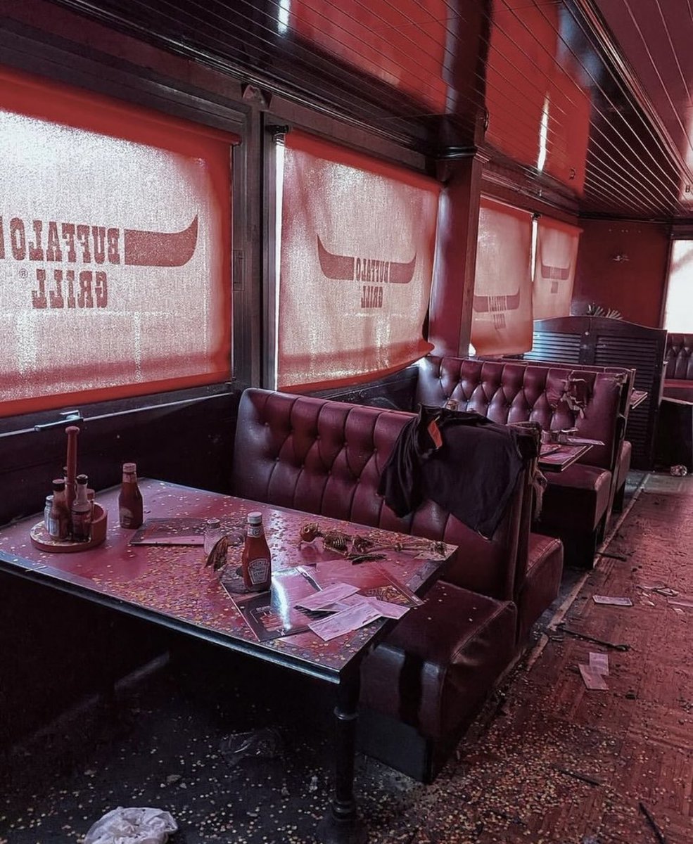 CarteUrbex's tweet photo. • Exploration urbaine •
•
➺ https://t.co/qtXo28AILG 🗺
•
➺ Photo: @outside_in_urbex 
➺ Follow: @CarteUrbex 
➺ Tag: #carteurbex
•
#urbex #urbexfrance #abandoned #urbexphotography #decay #urbexworld #abandonedplaces #urbexexploration #urbexphoto #photography #urbexplaces https://t.co/GMDAbyGgKA