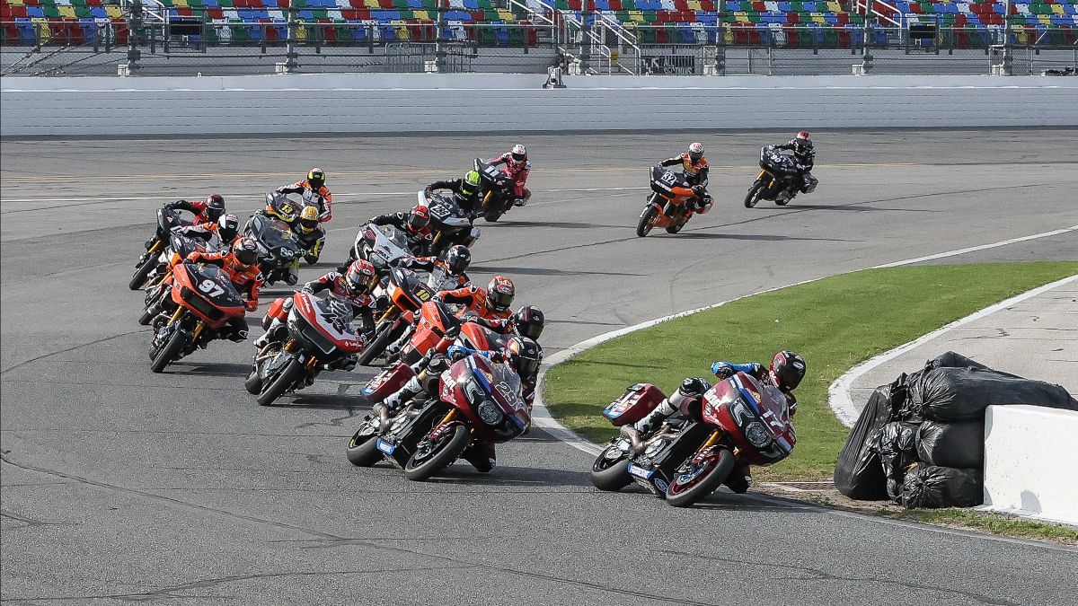 Wyman Doubles Up In Mission King Of The Baggers At Daytona

 Saturday’s Race Features The Same Wyman, Herfoss, Rispoli Po...

Read more here: superbike-news.co.uk/wyman-doubles-…

 #DAYTONA200 #DaytonaInternationalSpeedway #Dunlop #KingOfTheBaggers #MotoAmerica #MotoAmerica2024 #Motorcycle...