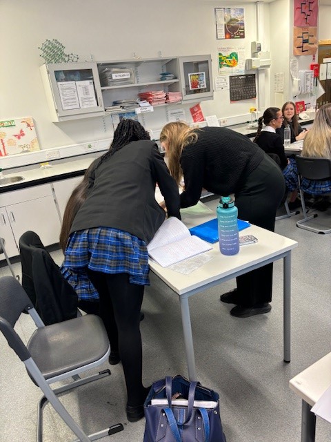 An active and stimulating revision lesson this morning with Mrs McLear's Higher chemists. Such a creative and challenging relay task to get them retrieving and consolidating their knowledge! <a href="/EastwoodHS_chem/">Eastwood Chemistry</a> <a href="/EastwoodHighERC/">Eastwood High School</a>