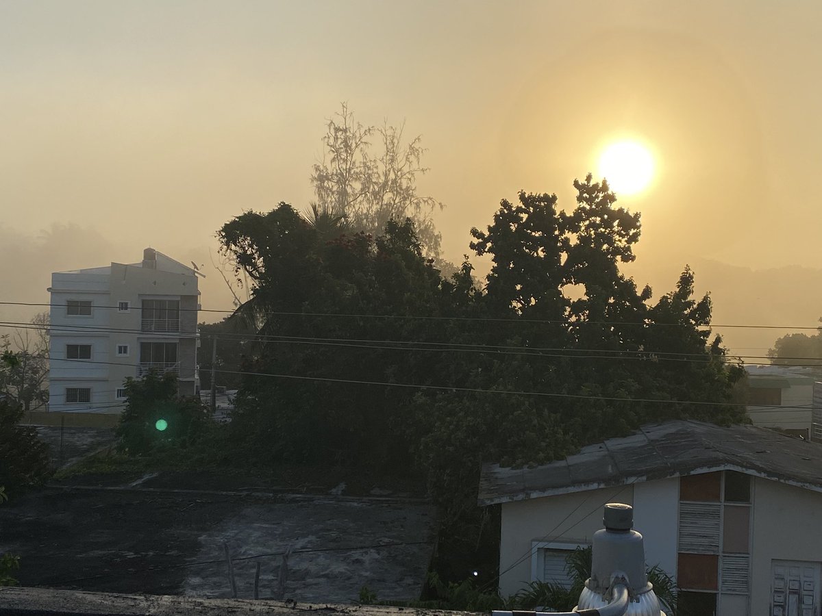 mendozamichel's tweet photo. Así amanece La Romana, cubierta de neblina 7:00 am 
@JeanSuriel #laromana https://t.co/849IO7jTsM