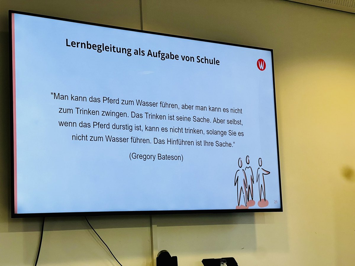 Wagner_Jonas's tweet photo. Workshop im Zuge einer Ausbildung als #Lernbegleitung für den Wandel der Lehr-und Lernkultur mit @zsm_beWirken für unser Schulentwicklungsprojekt #LeoLab . Wie gelingt der Rollenwechsel? Wie fördern wir Selbstwirksamkeit und Autonomie von Schüler:innen! #twlz #SchuleNeuDenken https://t.co/h01LEuERmS