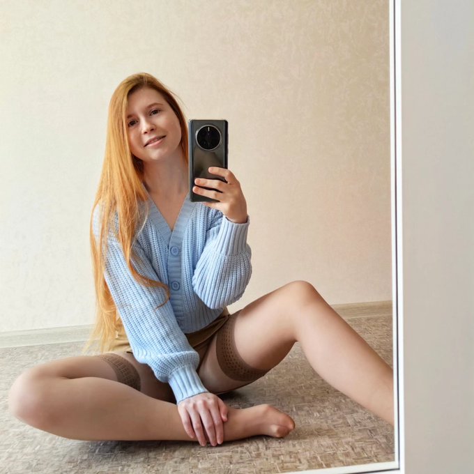 I'll be online on chaturbate  this week 🌞 #stockings #hair #legs https://t.co/CowszWQ5IA<a href="/tag/stockings"class="tags">#stockings</a><a href="/tag/legs"class="tags"><span>#legs</span></a><a href="/tag/hair"class="tags"><span>#hair</span></a>