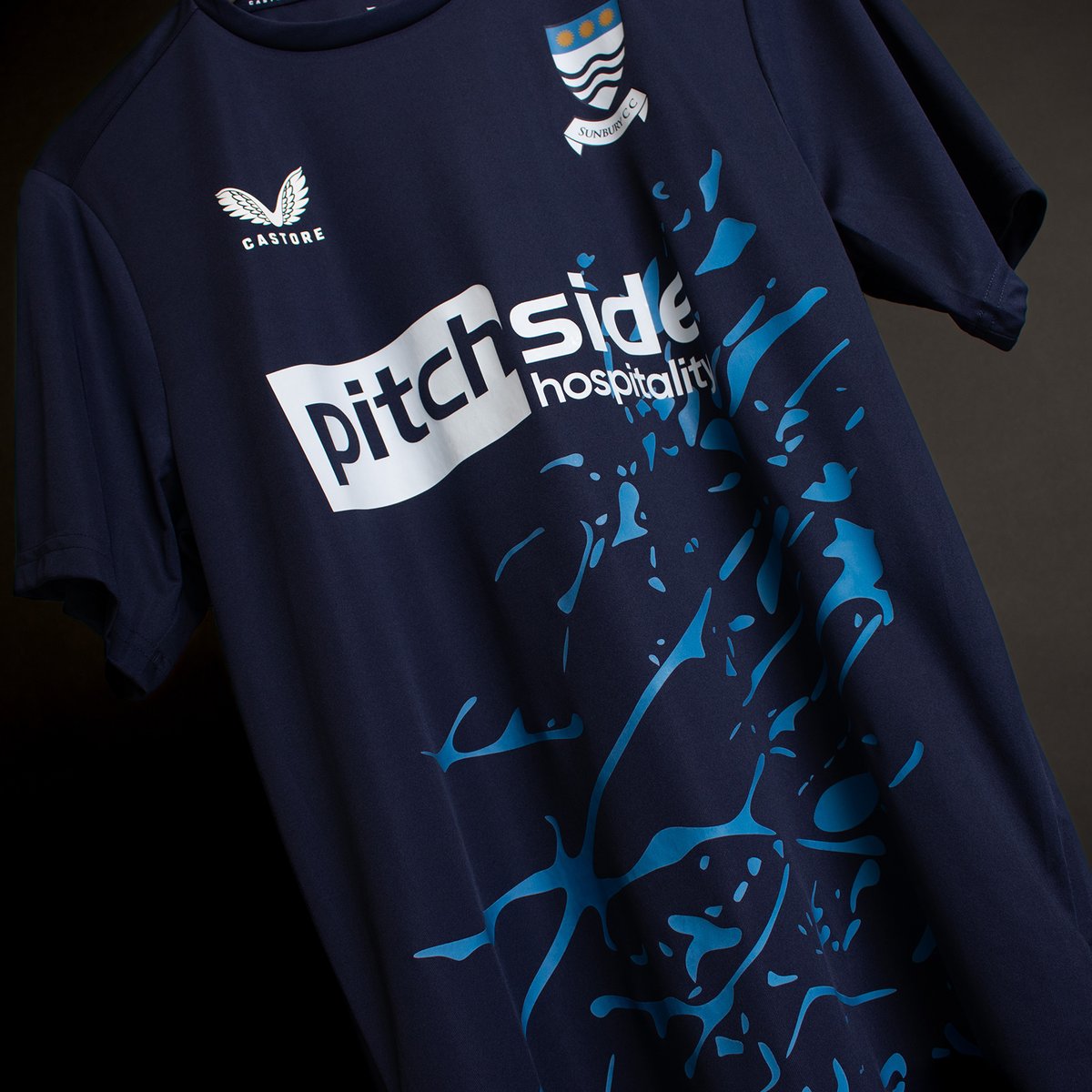 💥 @SunburyCricket will be making a statement on the pitch this year with their brand new, impressive T20 shirt from Castore. Designed & customised at Kitlocker🤌🔵 Can't wait to see this one in action over the summer #kitlockercricket #castore #betterneverstops #twenty20