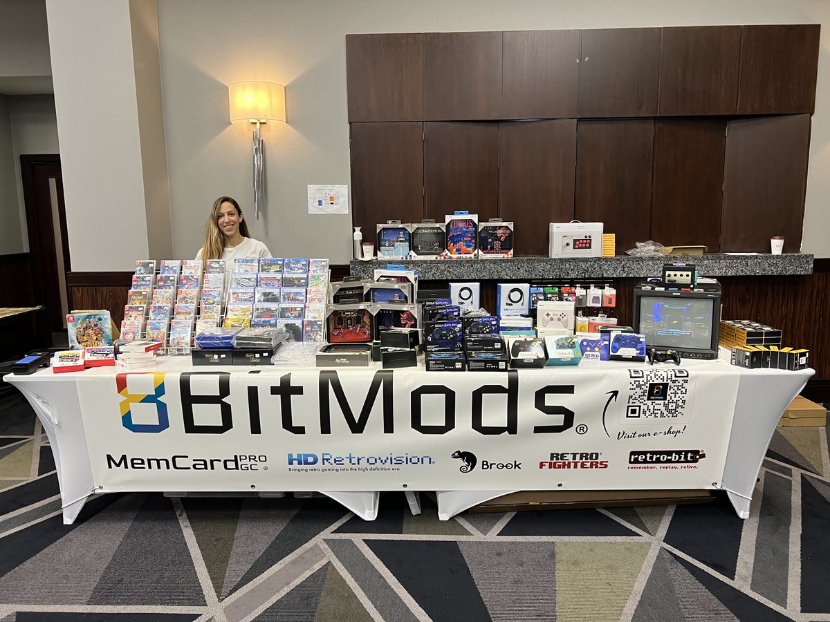 8bitmods's tweet photo. Are you in London this week?
Come and meet us at the #LondonGamingMarket hosted by @ReplayEvents on Sunday 17 March. Lots of cool #8BITMODS products will be available to purchase, as well as products from all our partners! https://t.co/xj64HTUHzu