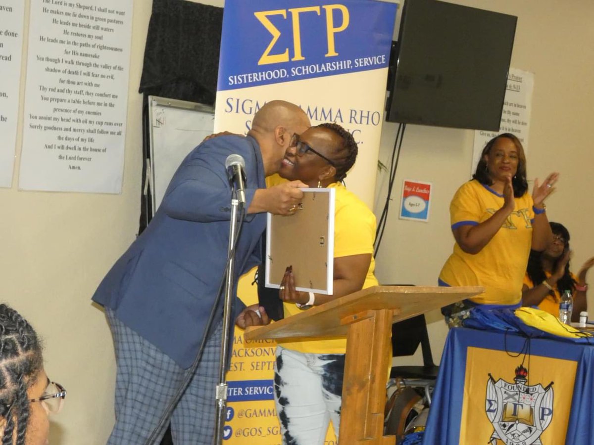 gos_sgrho tweet picture