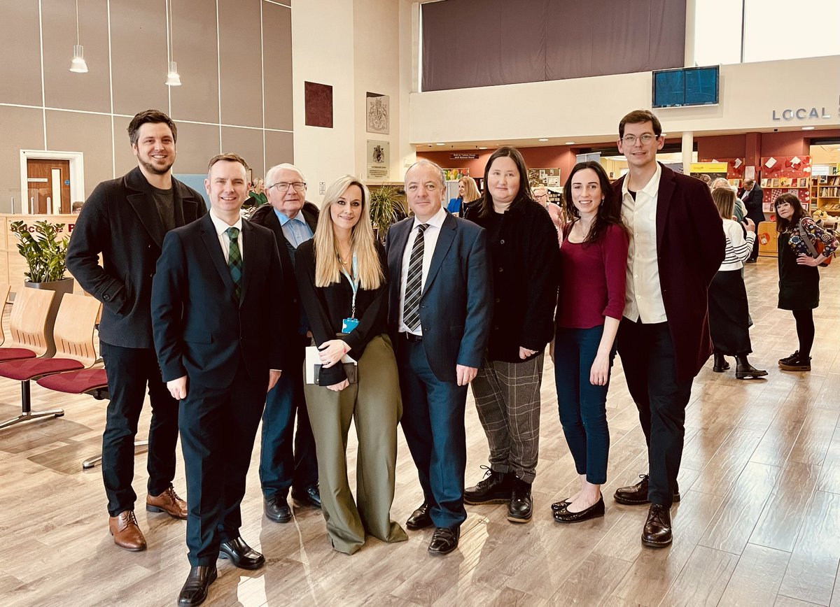 TomWRoss's tweet image. Well done to Sale Central councillor @everparker for working with our @TraffordBiz officers &amp;amp; local organisations such as @altichamber &amp;amp; @altrinchamhq- convening an excellent Business Support Drop In at Sale Waterside today👏🏻👏🏻👏🏻