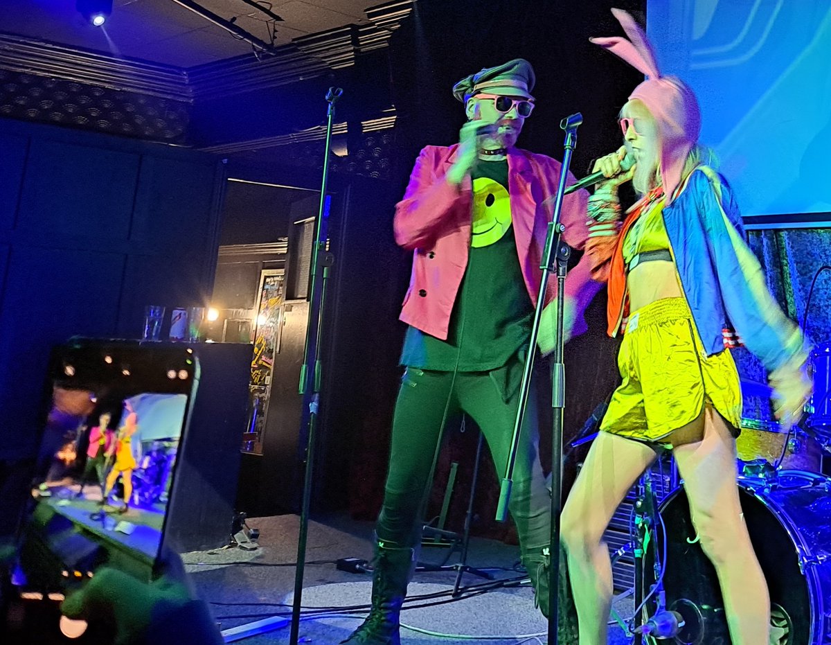 #ZeenagersExpo 01
#rocknroll: <a href="/FleshTetris/">Flesh Tetris</a> +#Thebigbadsad.
Vision: <a href="/FeralFive/">Feral Five</a> + Ame Keli
#poetry: Patrick Jones <a href="/heretic101/">patrick jones</a> + Femmesocial Press
Hosting, #stagestyle + #tech: <a href="/MissDizzySpell/">Dizzy Spell ☭ ☸️🇵🇸 #Whelmed</a> <a href="/rubyblue007/">Ruby Blue</a> + ace creators, industry friends = a #musicpeople social <a href="/TheAmershamArms/">Amersham Arms</a>!