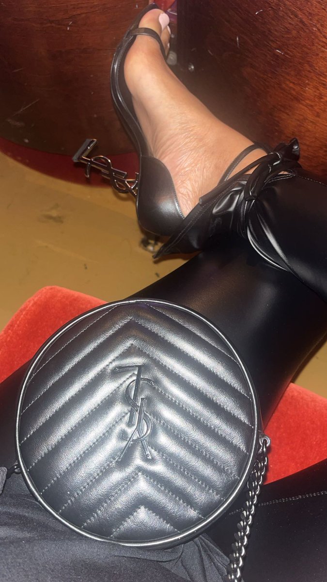 WhoHerr's tweet image. Any “L” that I took come after YS✔️