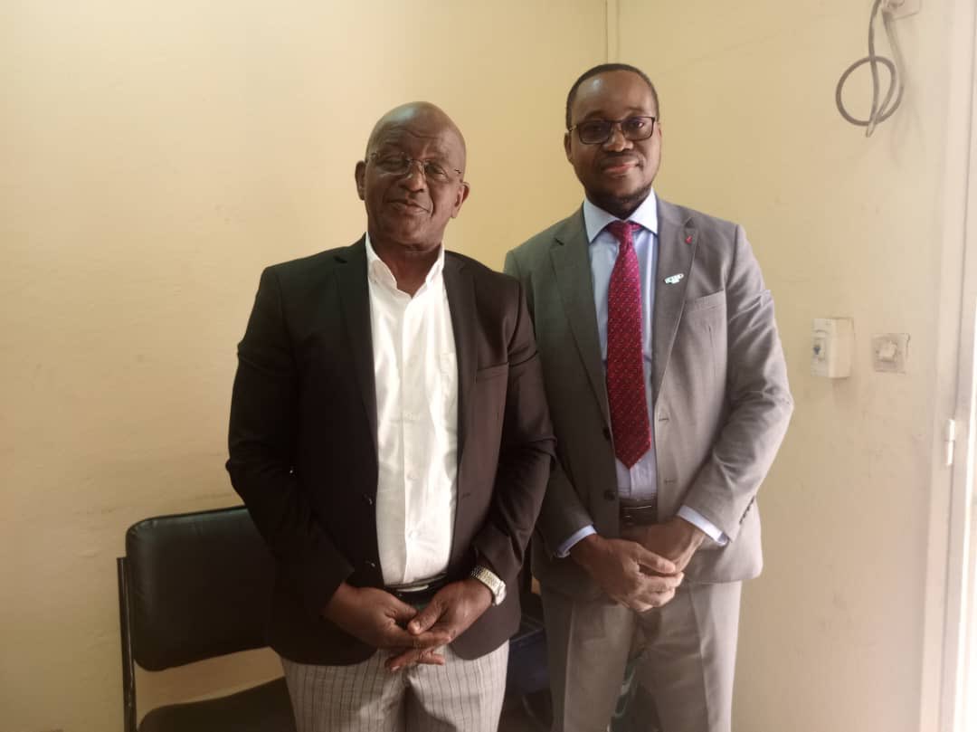 Quelques images du passage de Robert Dabou , Chargé de projets au SWEDD_MALI sur le plateau de Actu Hebdo ce dimanche. 
Il a communiqué sur les journées SWEDD en particulier et de façon global sur le Projet et ses effets et résultats.