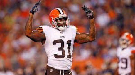 MrCleveland_216's tweet photo. March 11, 2014: "I'm coming home"π
π yrs ago OTD, much like another NE Ohio hero proclaimed when announcing his return - former Glenville star S Donte Whitner does same
#Browns sign former Buckeye,
1st rnd pk, 3x Pro-Bowler
In CLE 2014-2015
#Tarblodder #Hitner #CLE https://t.co/oFvgGK8g71