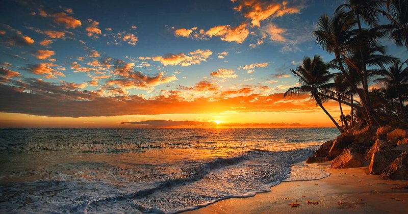 Pic of the Day…Morning Glory 💙💛🧡 best-online-travel-deals.com #sunrisephotography #sunriseday #sunrises #beaches