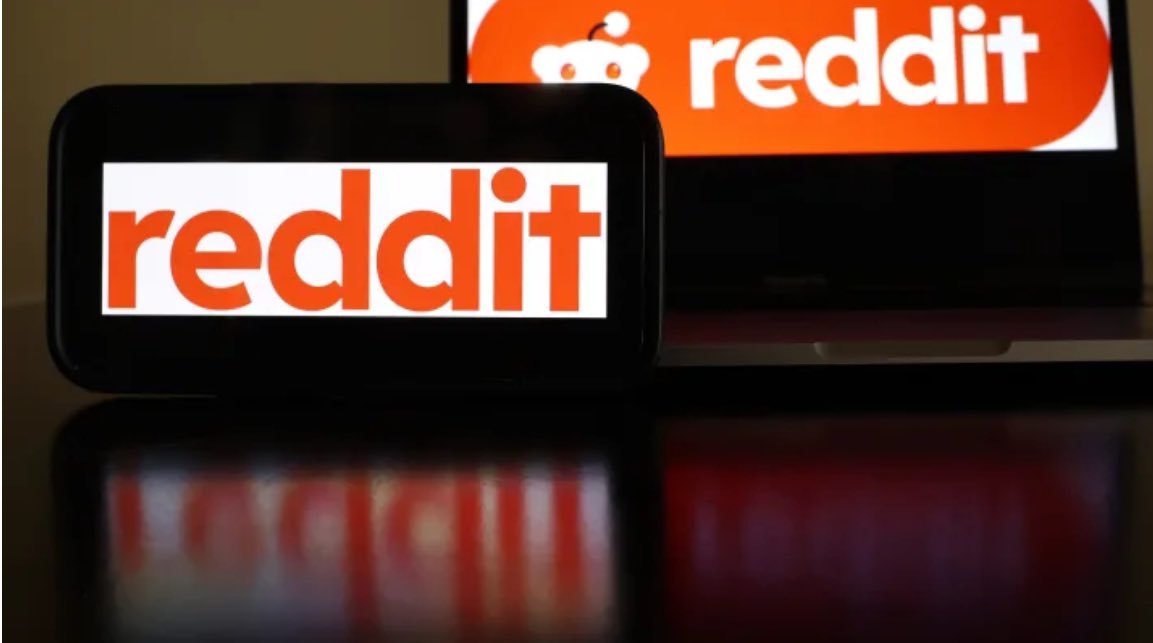 ABD’nin Ekşisözlük’ü “Reddit”, halka arz oluyor.

Şirket halka arzdan 750 milyon dolar civarında para toplamayı hedefliyor. Değerleme hedefi: $6,4 milyar.
Arzda hisse başına fiyat 31-34 dolar arasında olacak.

Bu halka arz önemli olarak görülüyor çünkü;
-Bu yılki ilk büyük