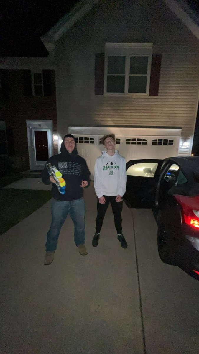 HARRISON_NERF's tweet photo. FIRST KILL‼️
Busch Light Bandits Kill Cj Davis 
Busch Light Bandits (1) Nerf Nazis (0) https://t.co/dbN68hgEUP