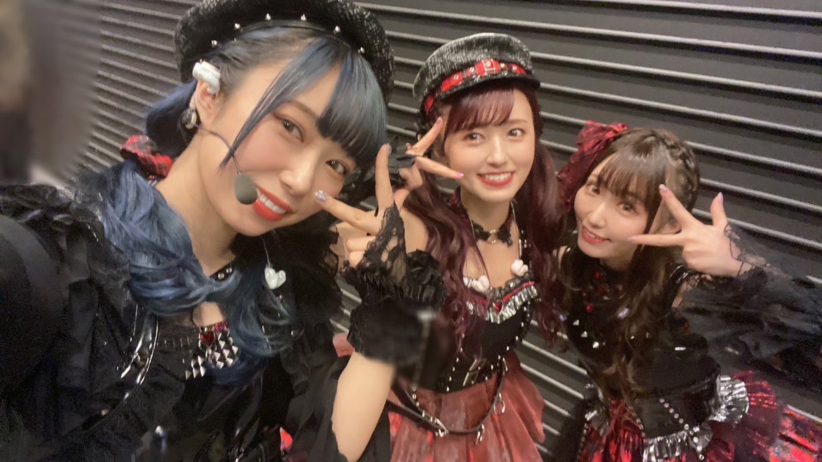 aina_suzuki723's tweet photo. We are Guilty Kiss!!!💋

最高🌹

#ユニット甲子園Day2 https://t.co/7PMhOcGaM4