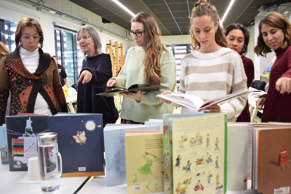 UManresa's tweet photo. EDUCACIÓ | Èxit de la Jornada d’Educació d’UManresa per posar en valor el poder transformador de la lectura 

https://t.co/Nsv0JBEb1n 

#educacio #comprensiolectora #LiJ #literatura https://t.co/53PqU3qT3R