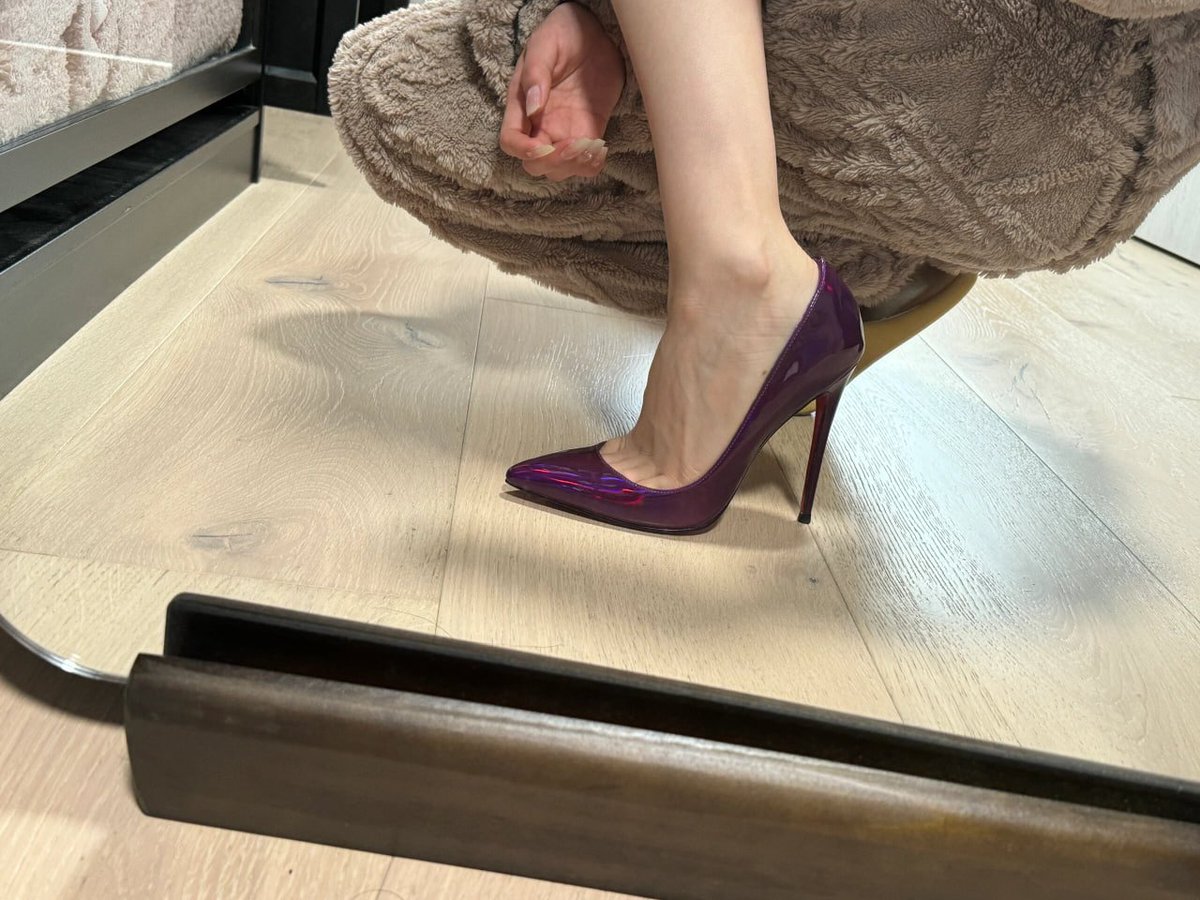 Cc6Lin's tweet image. 紫って本当に白っぽいですよね。💗