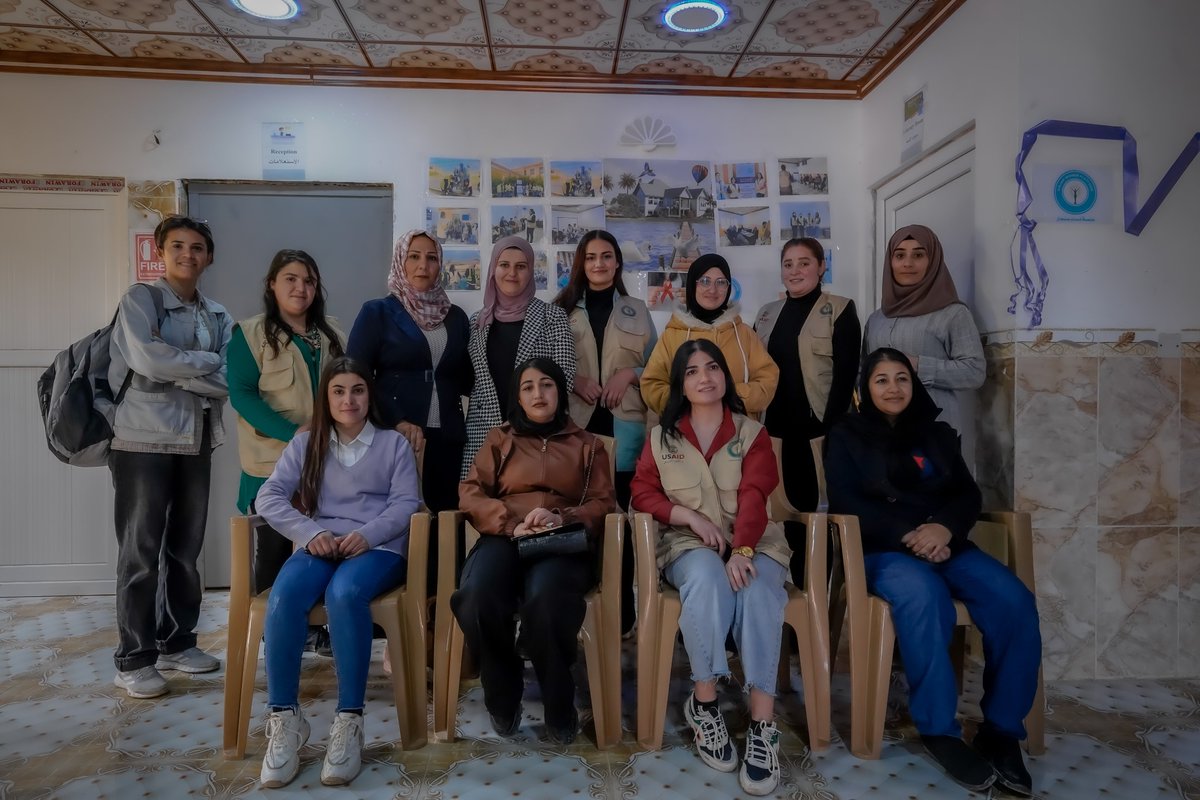 USAID_ICRI's tweet photo. منصة نساء سنجار  - مكونة من 8 نساء يهدفن لتمكين النساء ودعم مشاركاتهن في المجتمع. لذا وضمن جهود خلق مساحة أكبر للمشاركة النسائية، قام برنامج #تعافي بدعم هؤلاء النساء لإنشاء مركز لتوفير دورات التدريب المهني، الدعم النفسي والمجتمعي، أو إتاحة الفرص الاقتصادية.
#لخاطر_العراق https://t.co/ZIl9Fx0d2j