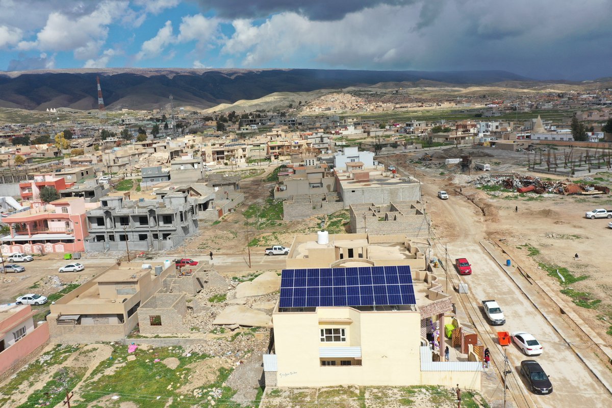 USAID_ICRI's tweet photo. منصة نساء سنجار  - مكونة من 8 نساء يهدفن لتمكين النساء ودعم مشاركاتهن في المجتمع. لذا وضمن جهود خلق مساحة أكبر للمشاركة النسائية، قام برنامج #تعافي بدعم هؤلاء النساء لإنشاء مركز لتوفير دورات التدريب المهني، الدعم النفسي والمجتمعي، أو إتاحة الفرص الاقتصادية.
#لخاطر_العراق https://t.co/ZIl9Fx0d2j