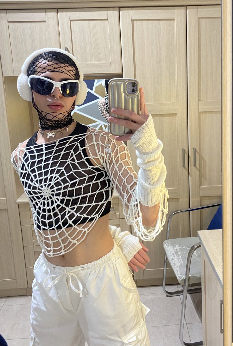 AdamBug3ja's tweet image. 🐩 🐇 🦢