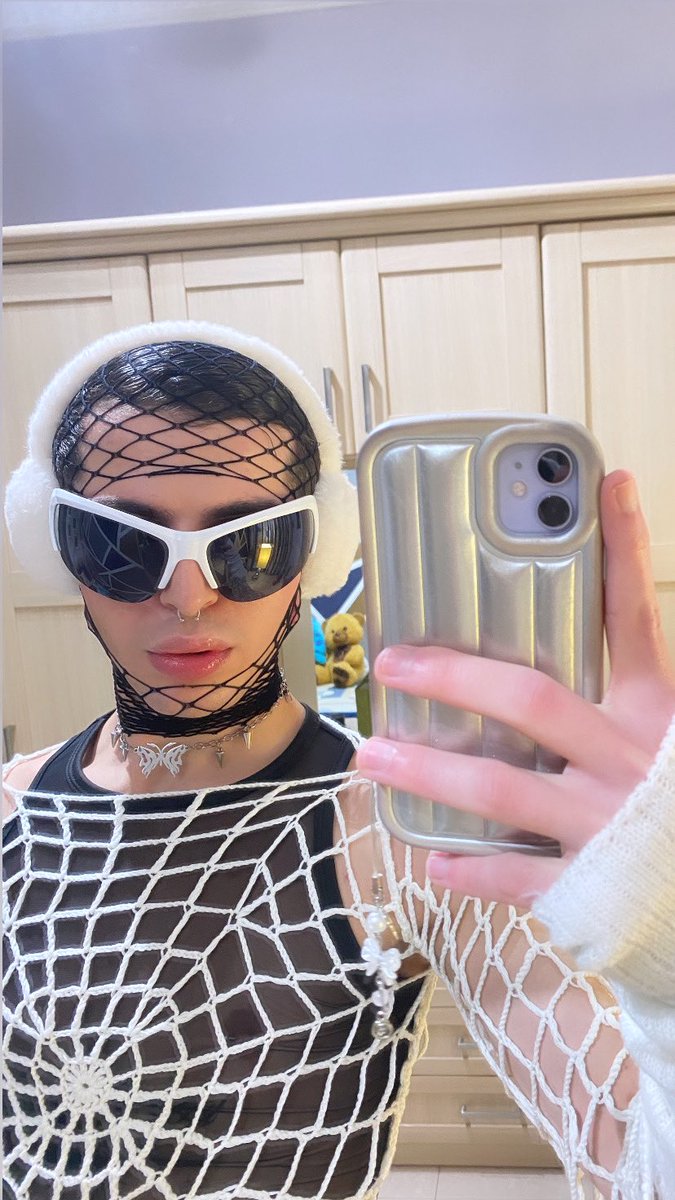 AdamBug3ja's tweet image. 🐩 🐇 🦢