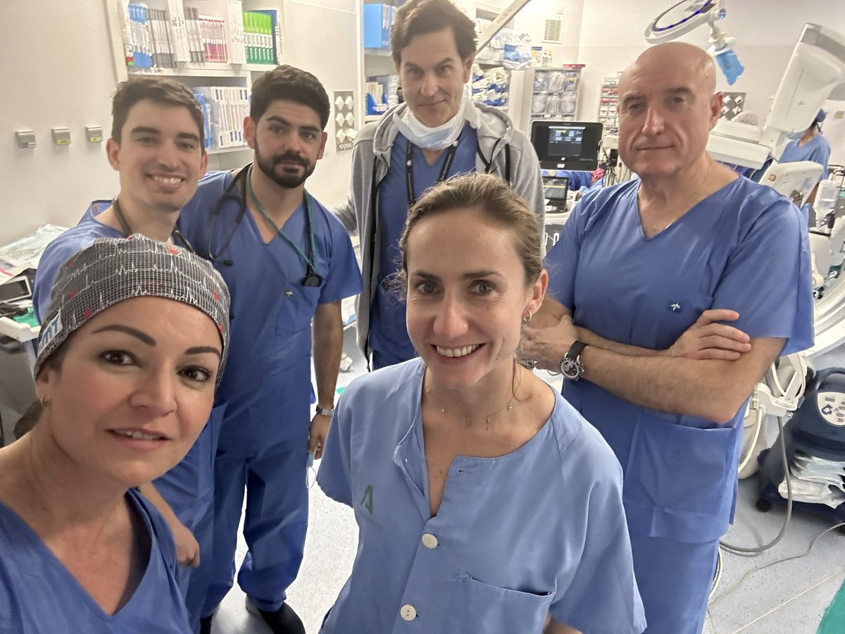 CorazonHuvr's tweet photo. Varón 76 años con M dilatada isquémica con dispositivo LVAD Heartmate 3 desde 2023. IAo severa, implante de prótesis BEV Myval 27.5 + 2 cc con buen resultado. Trabajo conjunto. @AnestesiaHUVR . @pepp183 @Monicaferqu @DiegoRangel_S @waipodwergirl @HospitalUVRocio https://t.co/6liMptVEgg