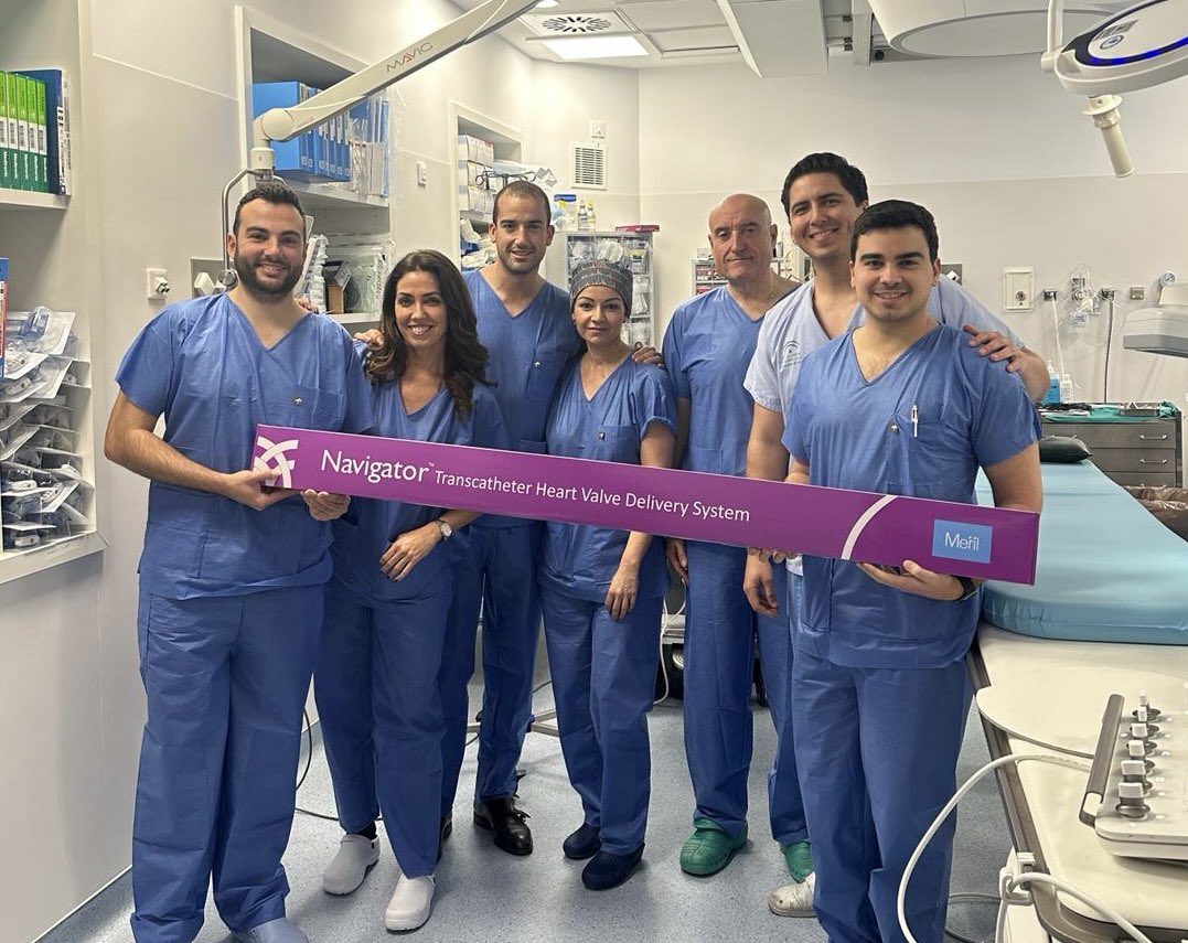 CorazonHuvr's tweet photo. Varón 76 años con M dilatada isquémica con dispositivo LVAD Heartmate 3 desde 2023. IAo severa, implante de prótesis BEV Myval 27.5 + 2 cc con buen resultado. Trabajo conjunto. @AnestesiaHUVR . @pepp183 @Monicaferqu @DiegoRangel_S @waipodwergirl @HospitalUVRocio https://t.co/6liMptVEgg