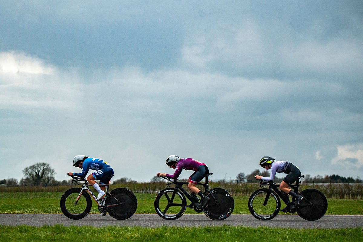 🏁 BUCS 3Up TTT 🏁

Our gold rush continues through March with more wins at the @bucssport TTT around the Castle Combe motor racing circuit.

🥇 Mens A 
🥇 Womens A 
🥈 Womens B

🥇 Overall Team

📷 @iow_mat