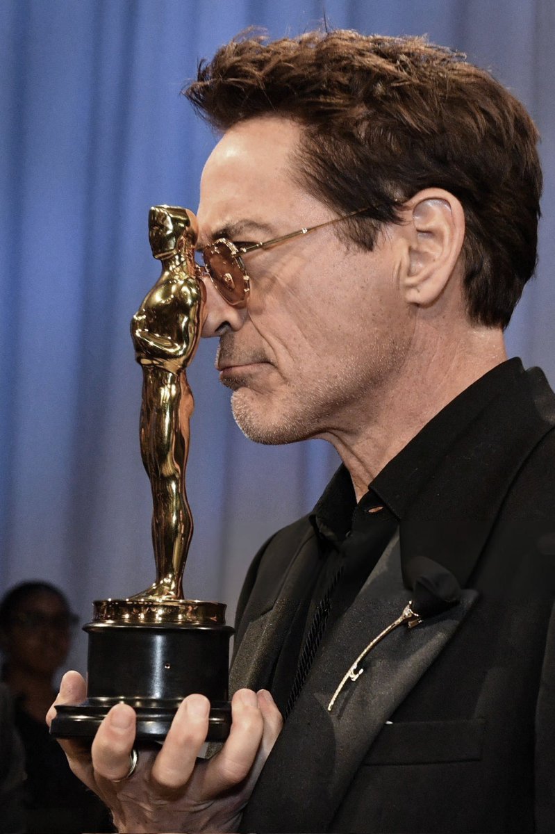 ACADEMY AWARD WINNER ROBERT DOWNEY JR #Oscars2024