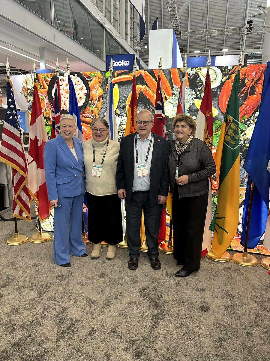 Timothy J. Kennedy (@timjkennedy) on Twitter photo Enjoyed walking the floor at #SENA2024 with <a href="/PaulJLansbergen/">Paul Lansbergen</a> and <a href="/DiLebouthillier/">Diane Lebouthillier</a> - so much #opportunity for #canadianseafood! Enjoyed walking the floor at #SENA2024 with <a href="/PaulJLansbergen/">Paul Lansbergen</a> and <a href="/DiLebouthillier/">Diane Lebouthillier</a> - so much #opportunity for #canadianseafood!