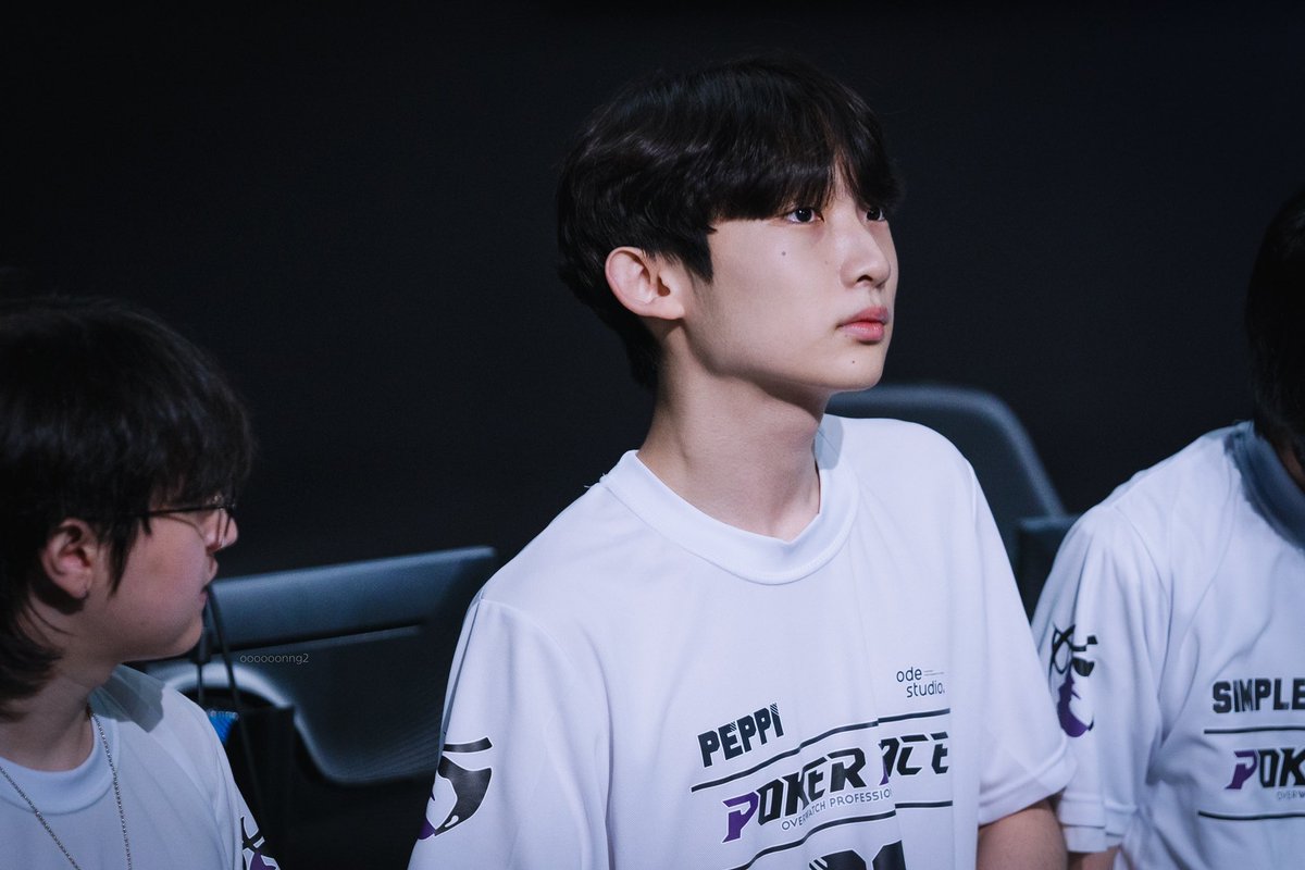 oooooonng_pic's tweet photo. OWCS KOREA WEEK2 day1

#peppi #페피 #PokerFace https://t.co/cYOBvTbrVp