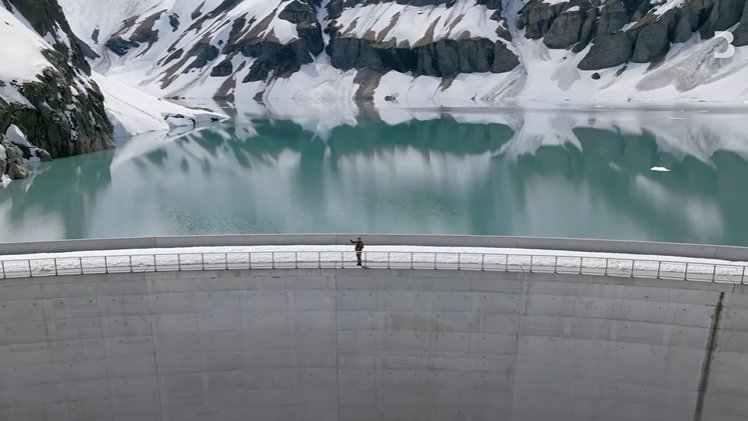 silvianap_cw's tweet image. Episode 5 of #AnOptimistsGuideToThePlanet for me was the funniest and most astonishing so far. The flight simulator was fantastic 🤩 it&apos;s wonderful to see people all around the world who really believe in what they do, in the goals of a better future 🌍 

#NikolajCosterWaldau 💚