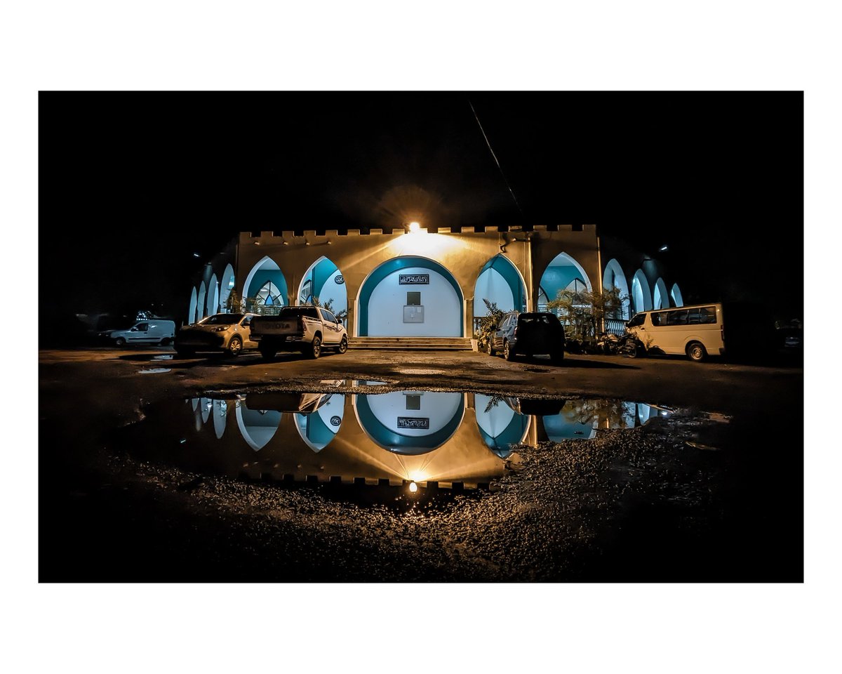Ramadhan Mubarak
#streetphotography   #africa  #streetphotographers   #island #comoros #جزرالقمر #teampixel #architecture   #ShotMyPhotographer #TheAfricaCenter #documentaryphotography  #MadeWithLightroom #ThislsAfrica #رمضان #arabworldpics