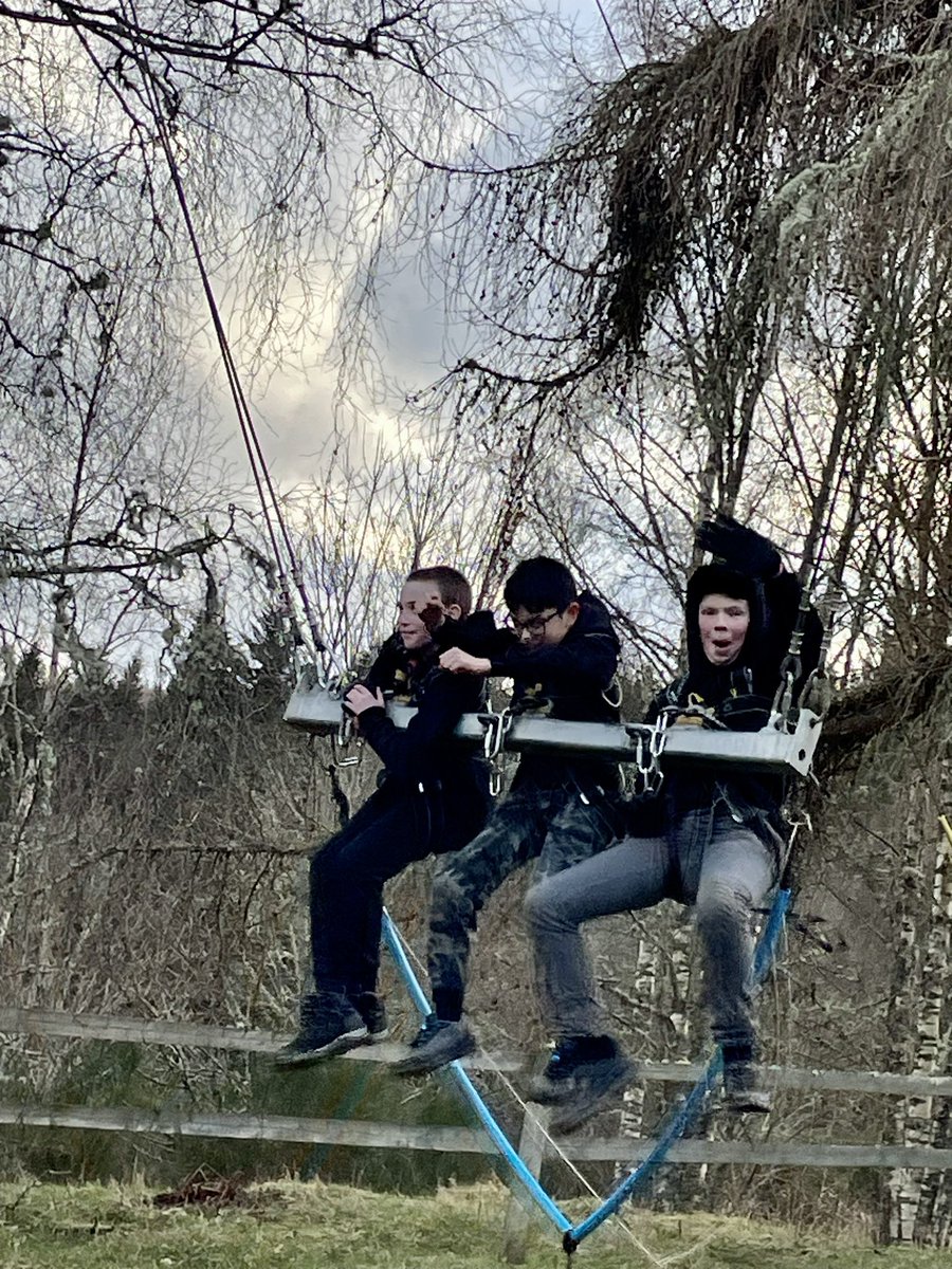 annenelsonk's tweet photo. @bpsdalguise2024 Group 4 had lots of turns on the big swing https://t.co/4Dr3DfHzrG