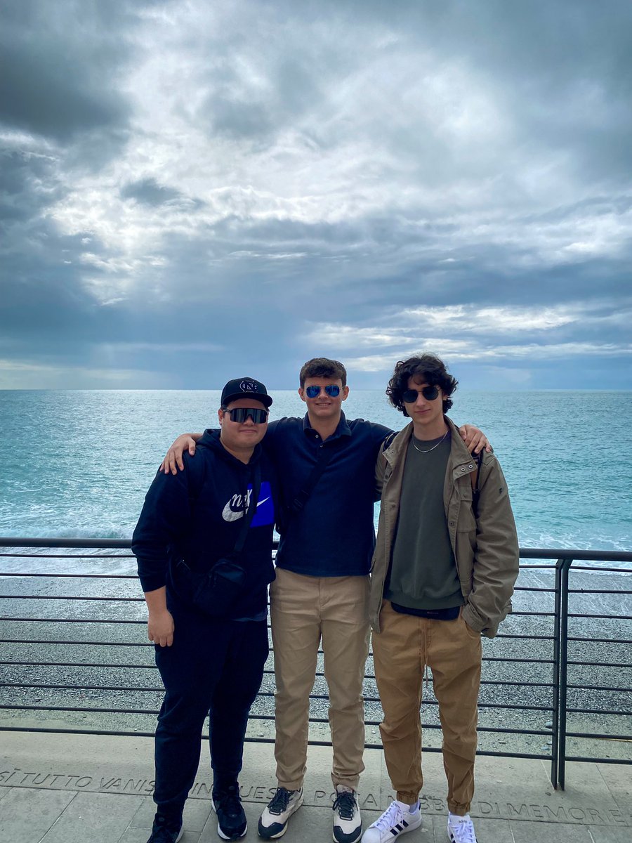 mmejdesjardins's tweet photo. Ciao Cinque Terre 🇮🇹 @HolyTrinityOCSB https://t.co/2QZwEg2O9m