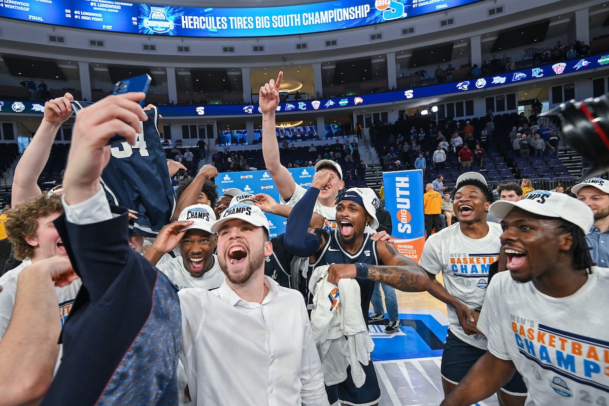 Woke up feeling like 𝗖𝗛𝗔𝗠𝗣𝗦.

#BigSouthMBB | <a href="/LongwoodLancers/">Longwood Lancers</a>