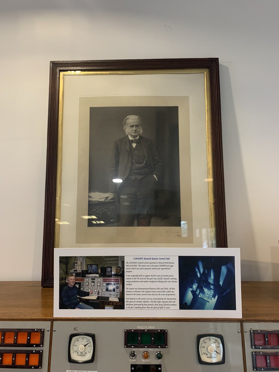 Seemingly never far away from @thembauk clearly! Spotted at @imperialcollege Silwood campus on my first day at the new job- the first president of the MBA perched on top of the old console from the recently repurposed nuclear reactor ☢️