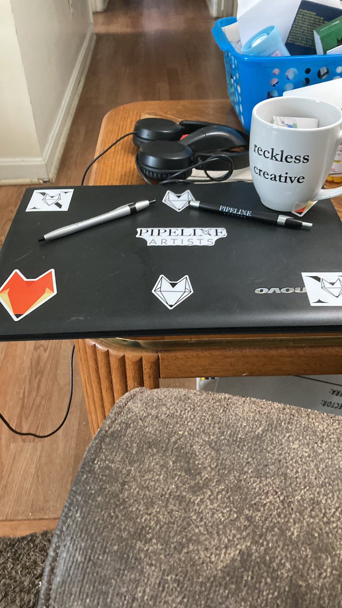 AmyLMcCorkle's tweet image. #pipelineartists my haul!