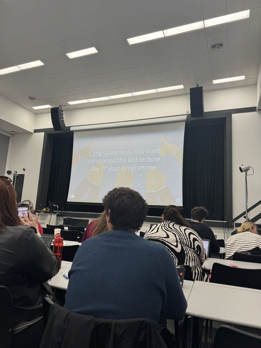 last ever lecture of 3rd year today and with placement release I’m so excited to be joining team @MAUThrushel for my last placement of 3rd year absolutely buzzing to get stuck in🤩👩🏼‍⚕️💙 the end is getting closer!