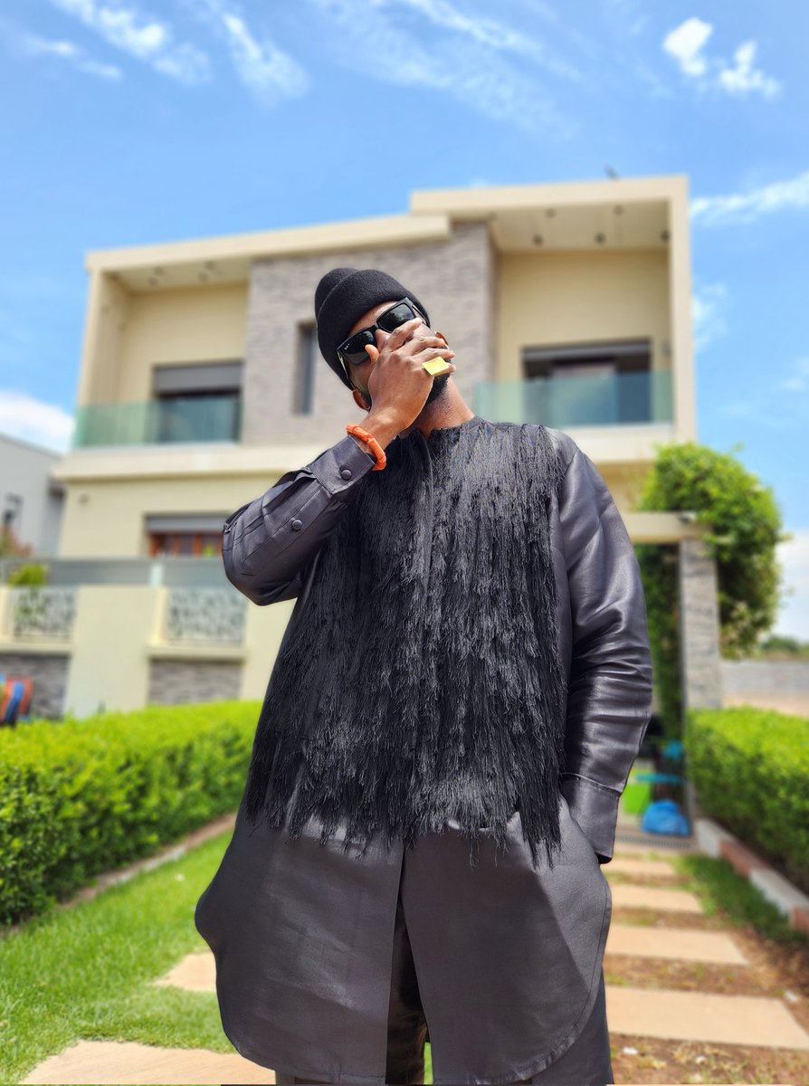 Ebuka's tweet photo. First time Executive Producer!!!
And it's on a global platform.

From what was a tiny idea in my head, we've now hit the top 10 in 21 countries (in Africa, Asia and Europe) and counting... Beyond surreal. Thank you 🙏🏾

#EbukaTurnsUpAfrica is currently  streaming on Prime Video https://t.co/iakx5oD8wg