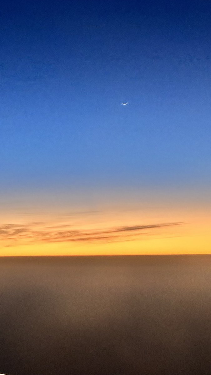 هلال ثاني ليلة من ليالي رمضان من على متن طائرة <a href="/flynas/">flynas طيران ناس</a>