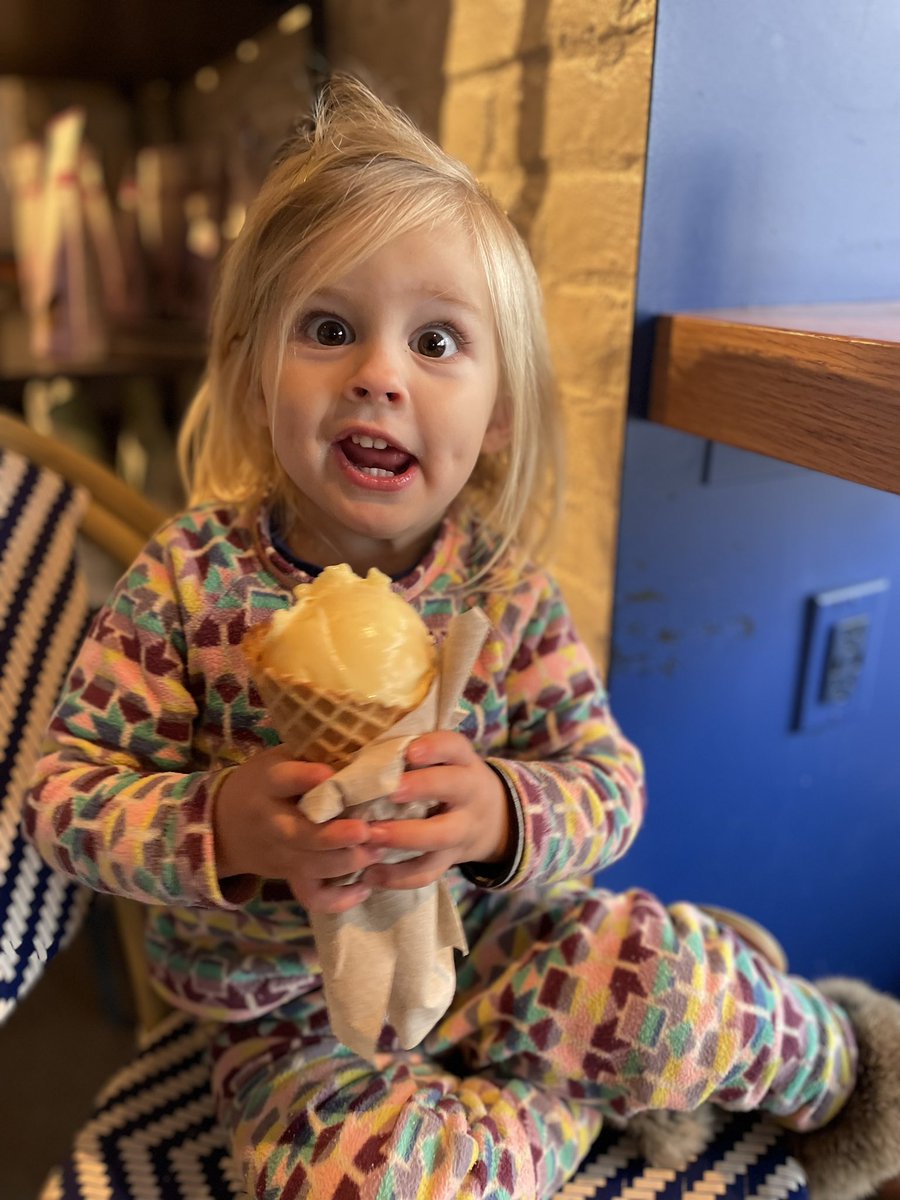It’s another @umphreysmcgee week! PAC NW tour kicks off Thursday in Eugene, Fri/sat Crystal Ballroom in PDX & St. Patty’s day @showboxpresents Market in Seattle. Also, Griffin likes gelato. Tix still available for all 4, which tunes are you hoping to hear?
