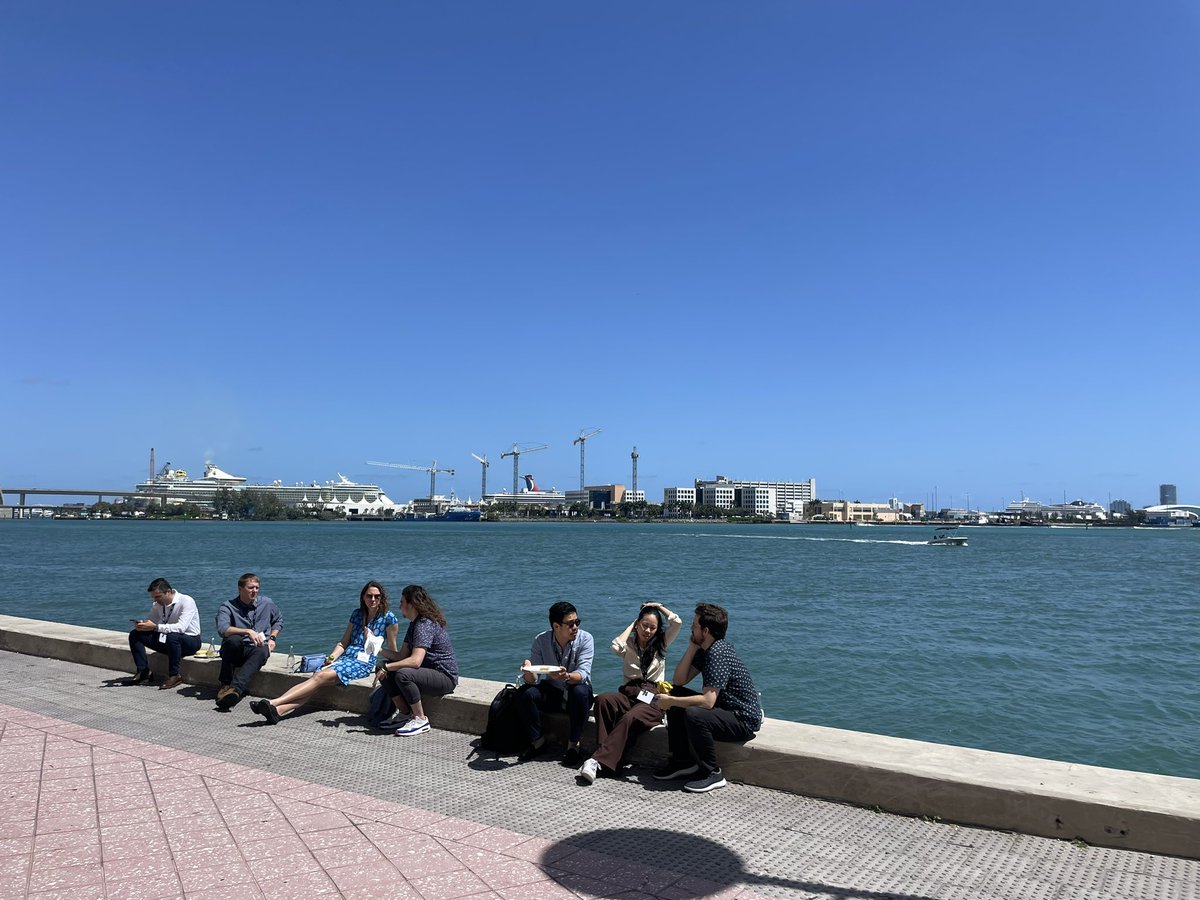 BatamiGordon's tweet photo. Enjoying a break from the great presentations at the @sitcancer spring scientific meeting! So nice to be local to #miami #sitc https://t.co/RJaeVhxyqk