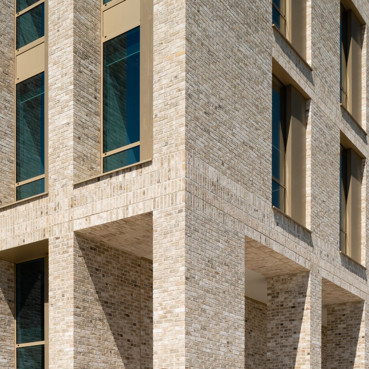 TaylorMaxwellCo's tweet image. The stunning 16 Church Street, designed by Glasgow architects @Keppie_Design, utilised our team to assist in finding a suitable stone for extension works on the site. Optimise your #specification time, contact our team today - bit.ly/3QMYQqu