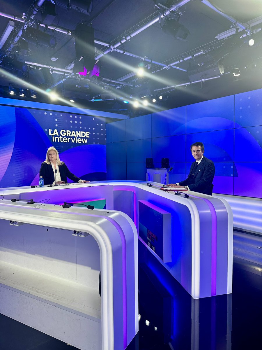 Lorella Gessa (@lorella_gessa) on Twitter photo .<a href="/YannickBollore/">Yannick BollorĂ©</a> est lâinvitĂ© dâ<a href="/hchevrillon/">Hedwige Chevrillon</a> pour la grande intw de <a href="/bfmbusiness/">BFM Business</a> #vivendi #havas #canalplus #lagardere #prismamedia #gameloft
Câest now, en direct ! .<a href="/YannickBollore/">Yannick BollorĂ©</a> est lâinvitĂ© dâ<a href="/hchevrillon/">Hedwige Chevrillon</a> pour la grande intw de <a href="/bfmbusiness/">BFM Business</a> #vivendi #havas #canalplus #lagardere #prismamedia #gameloft
Câest now, en direct !