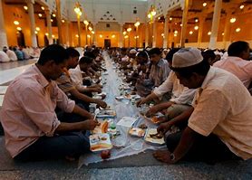 #TeamNorthMid are providing Iftar packs for all staff during #Ramadan.
Visit the OurSpace Room to collect yours (next to the #Muslim prayer room).
#RamadanKareem 
#Fasting 
#NHS