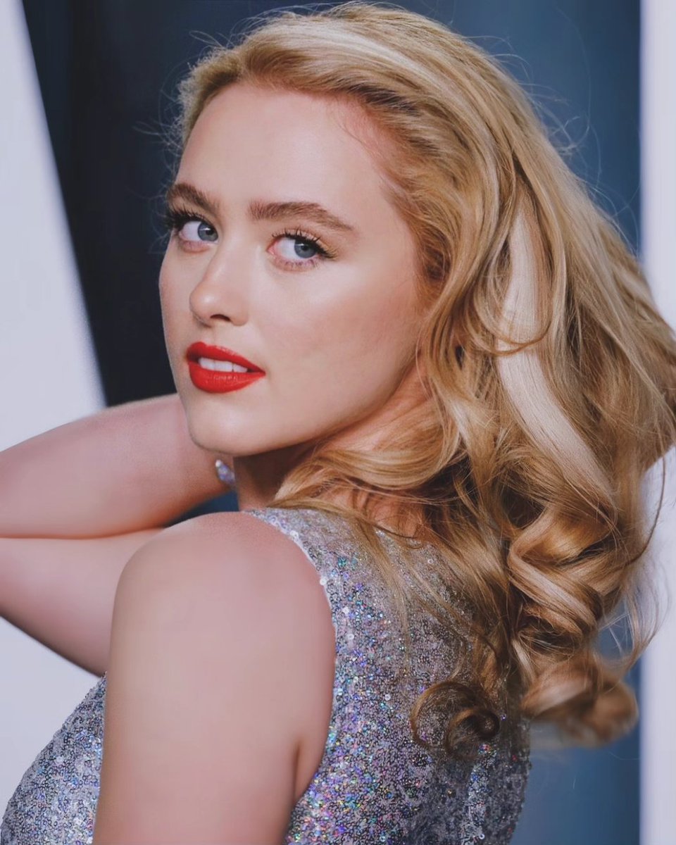 Cute 🥲🤍🌟
.
.
.
Tags ✓
#kathrynnewton #kathrynnewtonfan #kathrynnewtonfans #fanpage #fan #pange #oscars2022 #oscars2024 #crush #cute #beautiful #girlperfect #lloveyou #love