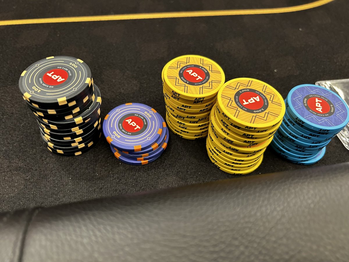 Brilliant people, some amazing players &amp; degenerate gamblers, what a place to play poker 🇹🇼