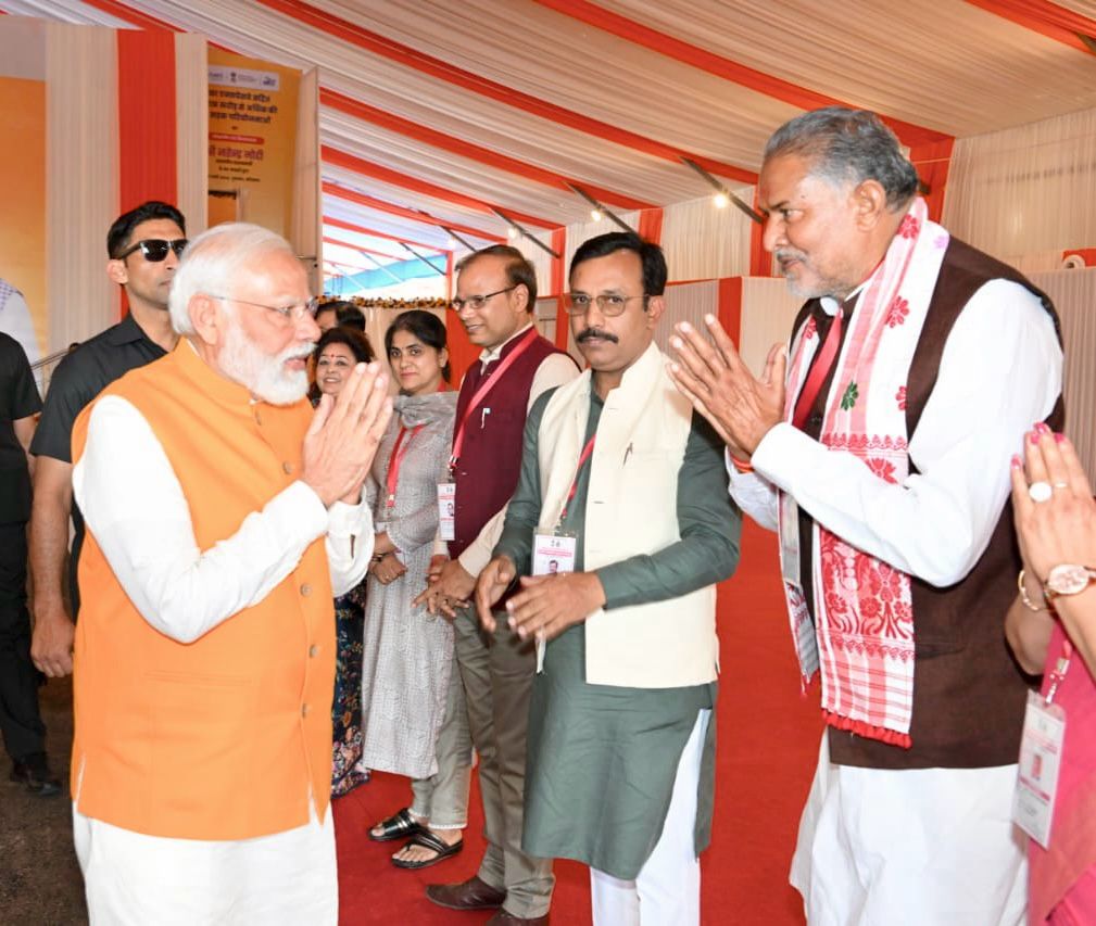 rbsharmabjp's tweet photo. गुरु द्रोण की पावन धरा पर आपका हार्दिक अभिनंदन है, स्वागत है।
@narendramodi https://t.co/7ajP3CGnZb