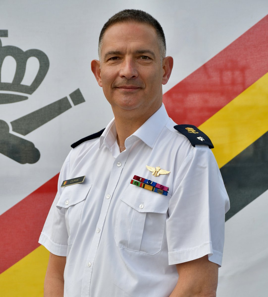 Meet EMASoH’s new Force Commander, 🇧🇪 Rear Admiral Colmant.

With experience as a helicopter pilot and having fulfilled various roles on board of multiple Belgian navy ships and in HR-business, he’s now at the helm of #OperationAGENOR since March 8th. Welcome aboard, Admiral! 🤝